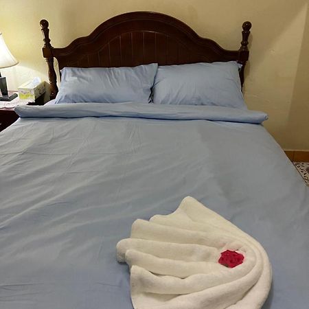 Janessa'S Dwellery Bed & Breakfast Port Vila Ngoại thất bức ảnh