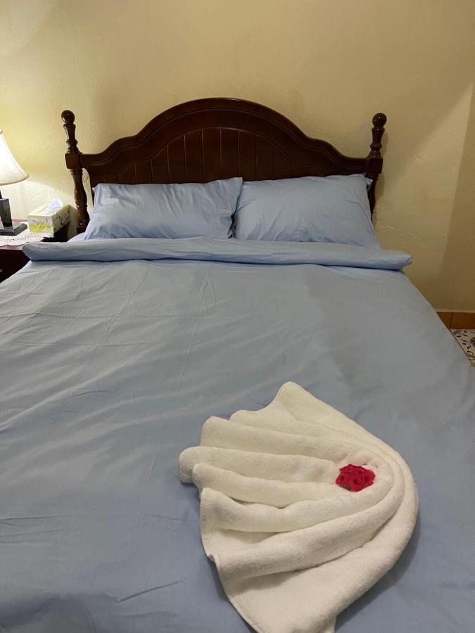 Janessa'S Dwellery Bed & Breakfast Port Vila Ngoại thất bức ảnh